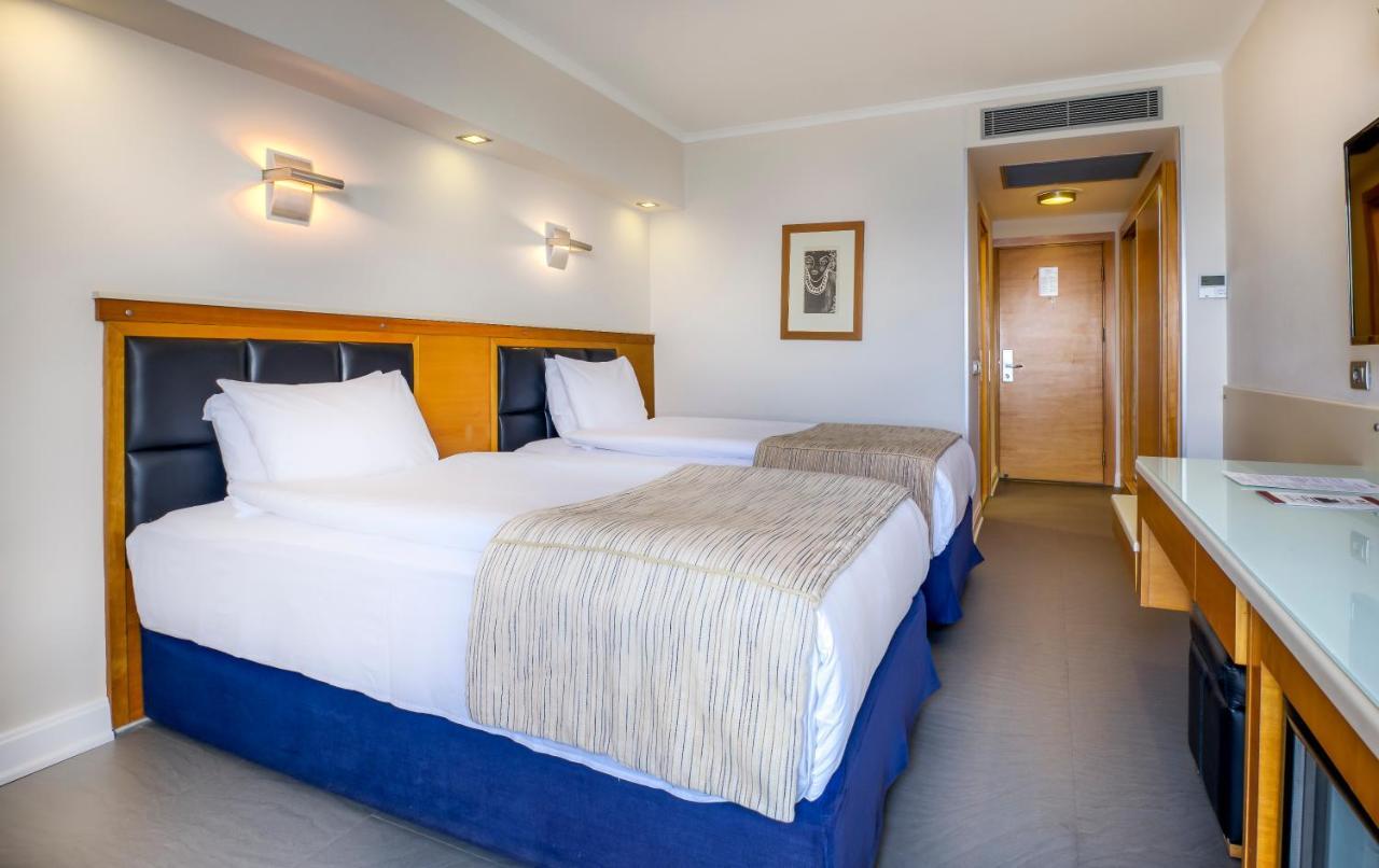 Best Western Plus Hotel Konak Izmir Bagian luar foto